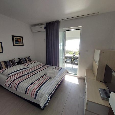 Villa Bratus Promajna Zewnętrze zdjęcie